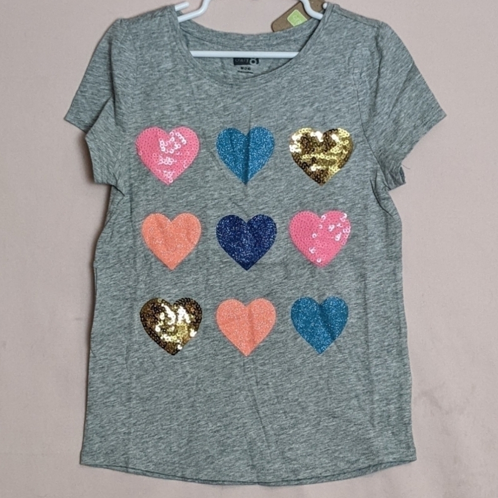 Crazy 8 Light Gray Short Sleeve Tee with Sequin Hearts size Medium